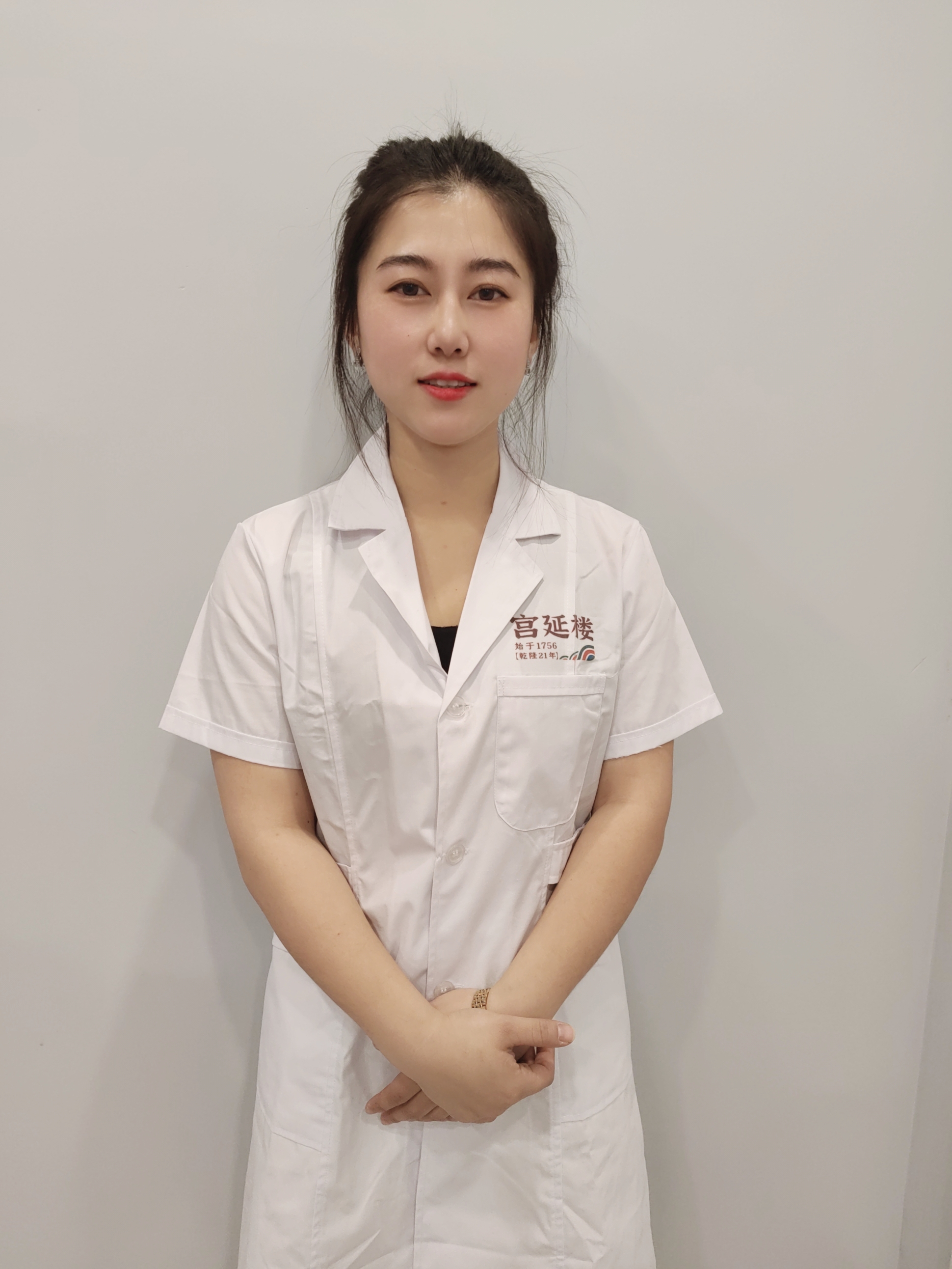 国人健康管理中心总店长----杨老师
